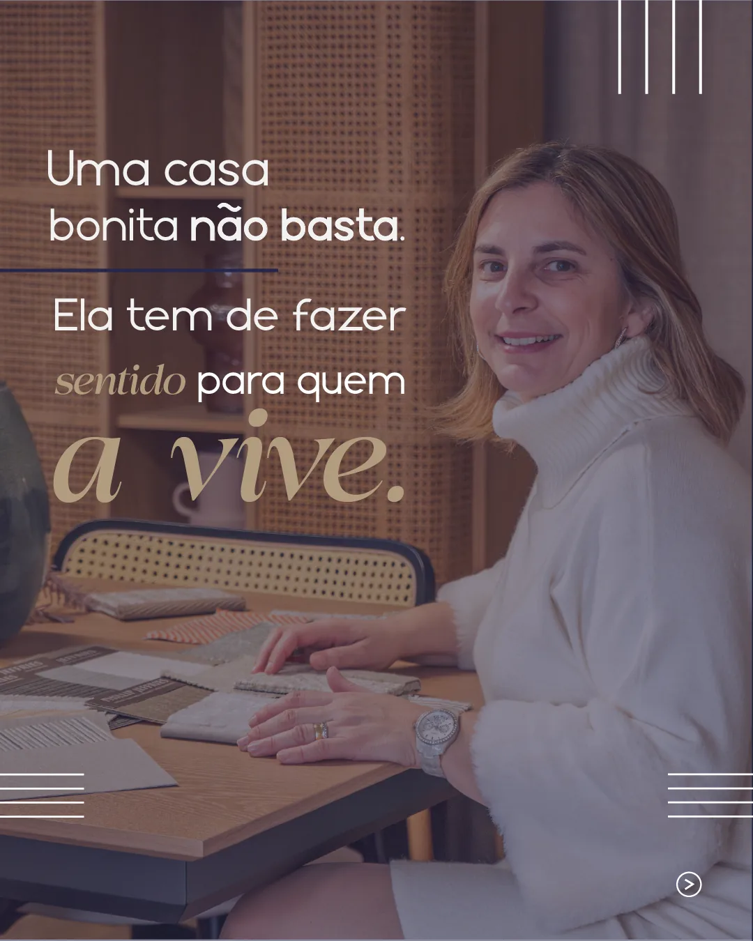 Carrossel de detalhes de um projeto de interiores da Às Riscas