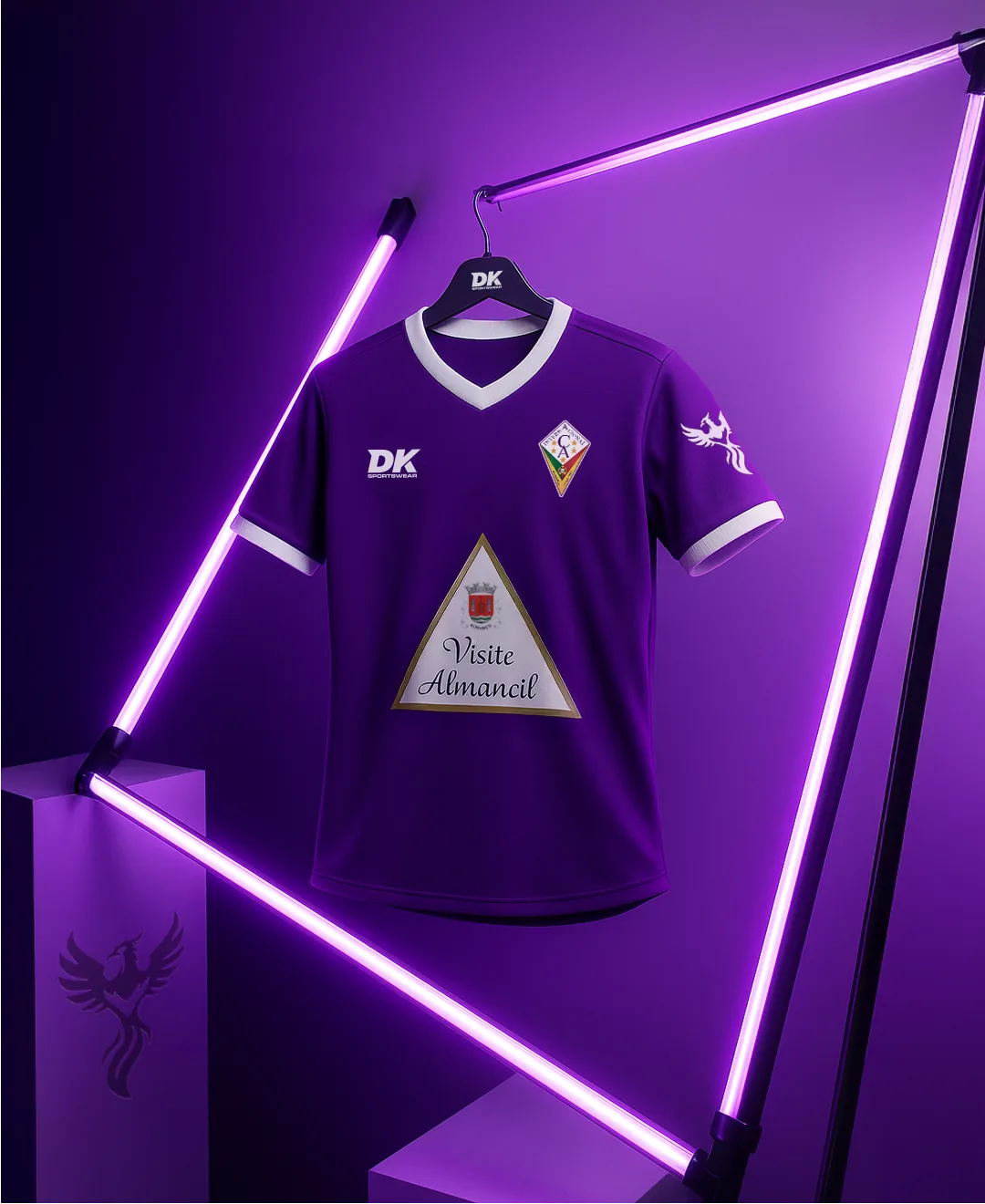 Publicação de apresentação do equipamento do Internacional de Almancil